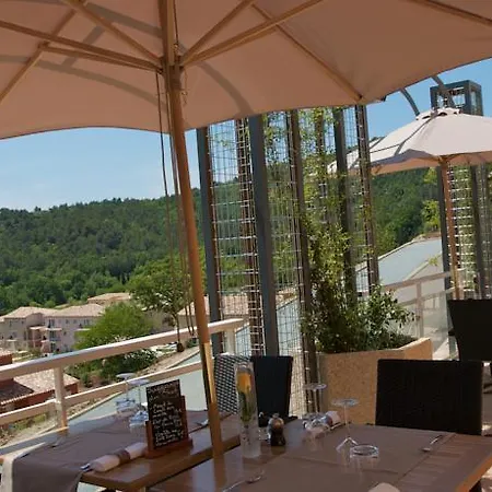 Dans - Le Domaine De Camiole * Callian (Var)